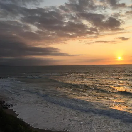 Kittera, Seaview * Biarritz